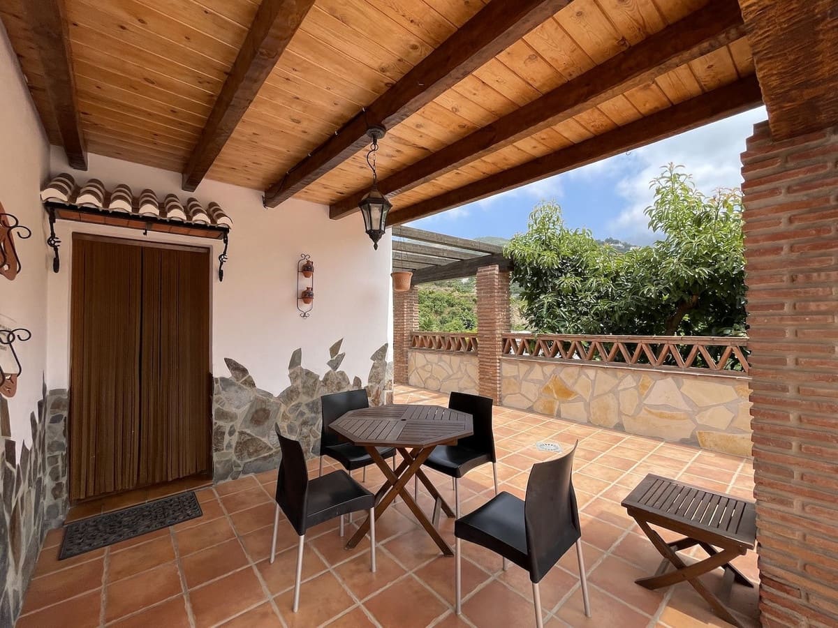 3 quarto Moradia para venda em Frigiliana com piscina garagem - 480 000 € (Ref: 9103947)