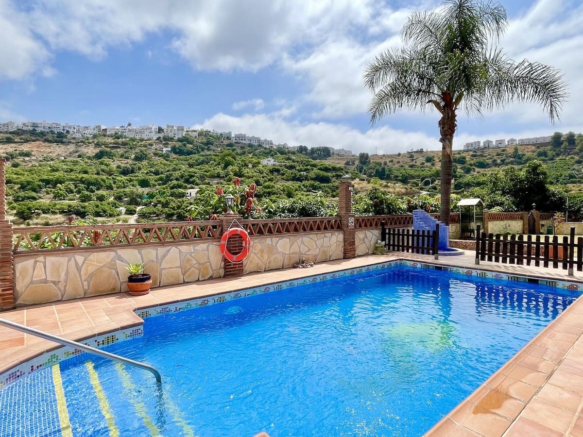 3 quarto Moradia para venda em Frigiliana com piscina garagem - 480 000 € (Ref: 9103947)