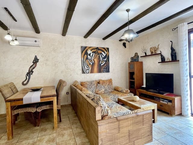 3 bedroom Villa for sale in Frigiliana with pool garage - € 480,000 (Ref: 9103947)