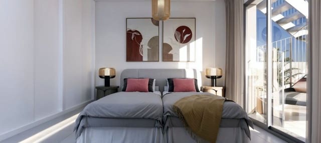 3 soverom Hus til salgs i Nerja med svømmebasseng garasje - € 870 000 (Ref: 9148432)