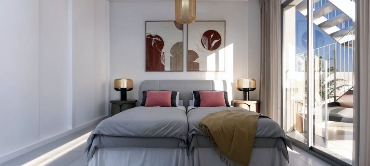 3 sypialnia Dom na sprzedaż w Nerja z basenem garażem - 870 000 € (Ref: 9148432)