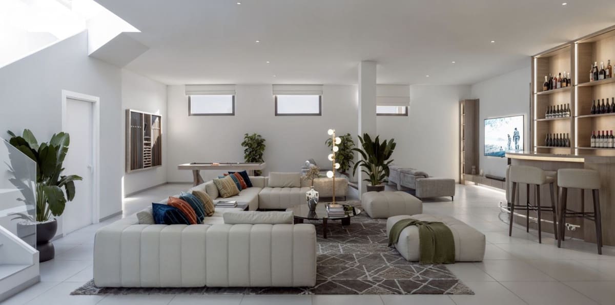 3 sypialnia Dom na sprzedaż w Nerja z basenem garażem - 870 000 € (Ref: 9148432)