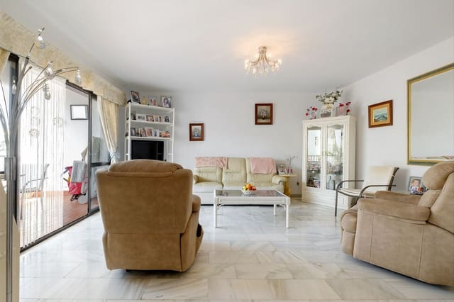 2 makuuhuone Huoneisto myytävänä paikassa Nerja mukana uima-altaan - 499 000 € (Ref: 9150976)