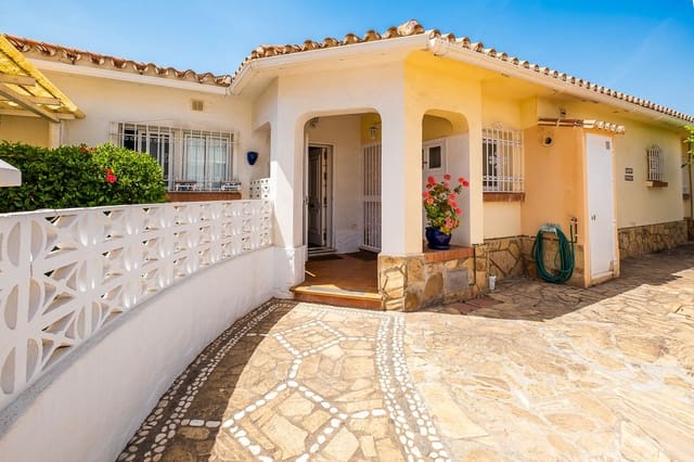 2 soveværelse Semi-Rækkehus til salg i Torrox-Costa, Torrox med garage - € 359.000 (Ref: 9151068)