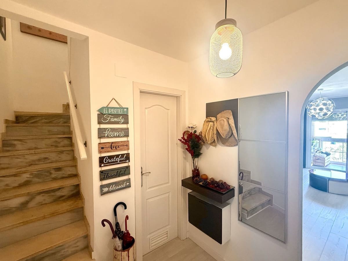 2 soveværelse Lejlighed til salg i Algarrobo Costa med garage - € 275.000 (Ref: 9183301)