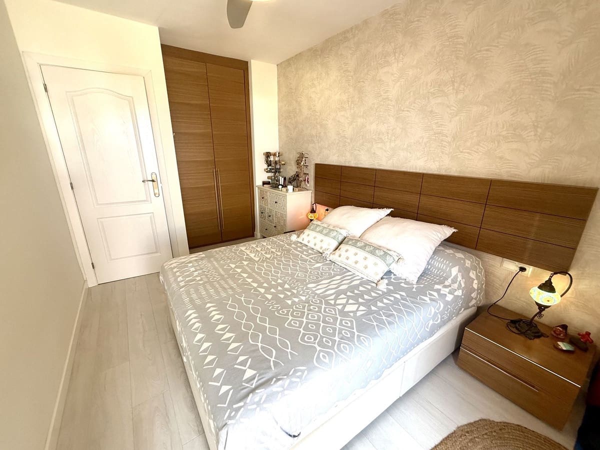 2 soverom Leilighet til salgs i Algarrobo Costa med garasje - € 275 000 (Ref: 9183301)