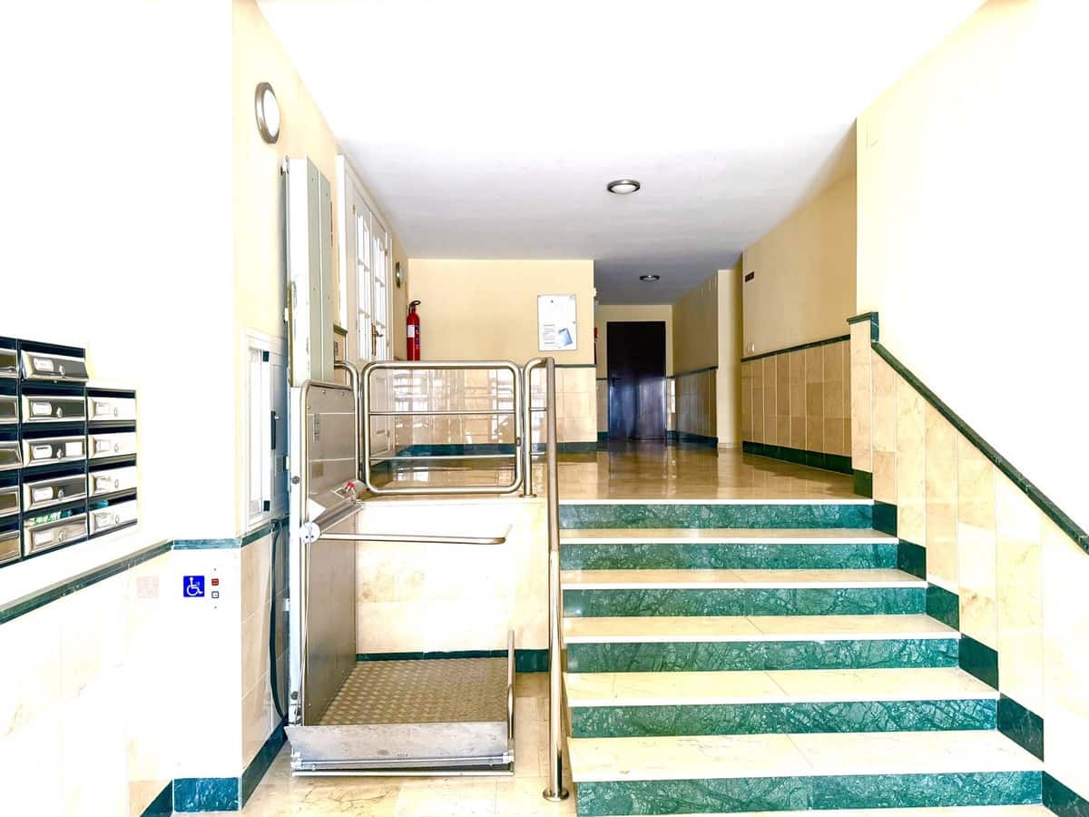 2 sypialnia Apartament na sprzedaż w Algarrobo Costa z garażem - 275 000 € (Ref: 9183301)