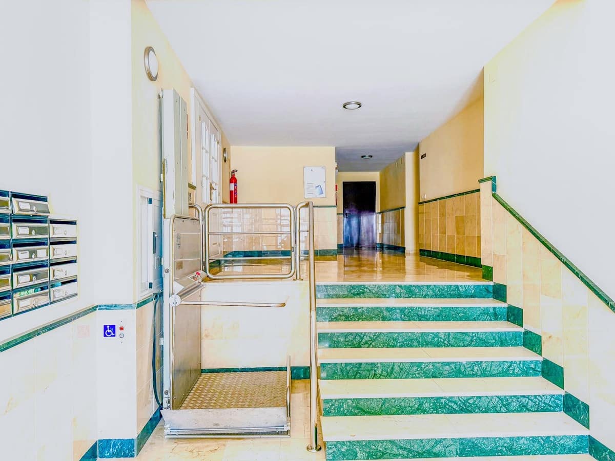 2 soverom Leilighet til salgs i Algarrobo Costa med garasje - € 275 000 (Ref: 9183301)