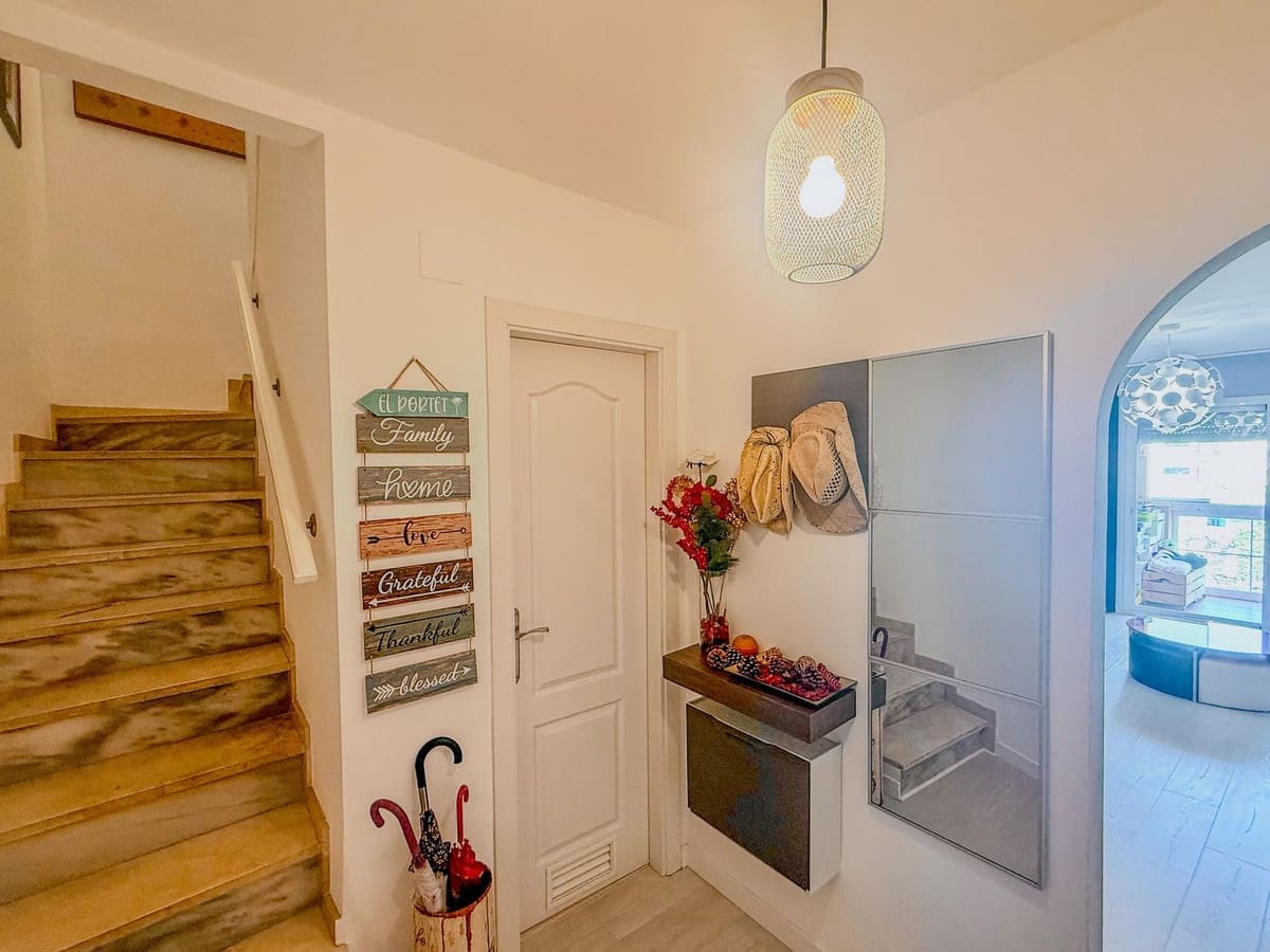 2 soverom Leilighet til salgs i Algarrobo Costa med garasje - € 275 000 (Ref: 9183301)