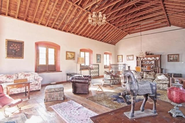 3 sypialnia Willa na sprzedaż w Nerja z basenem garażem - 995 000 € (Ref: 9191785)