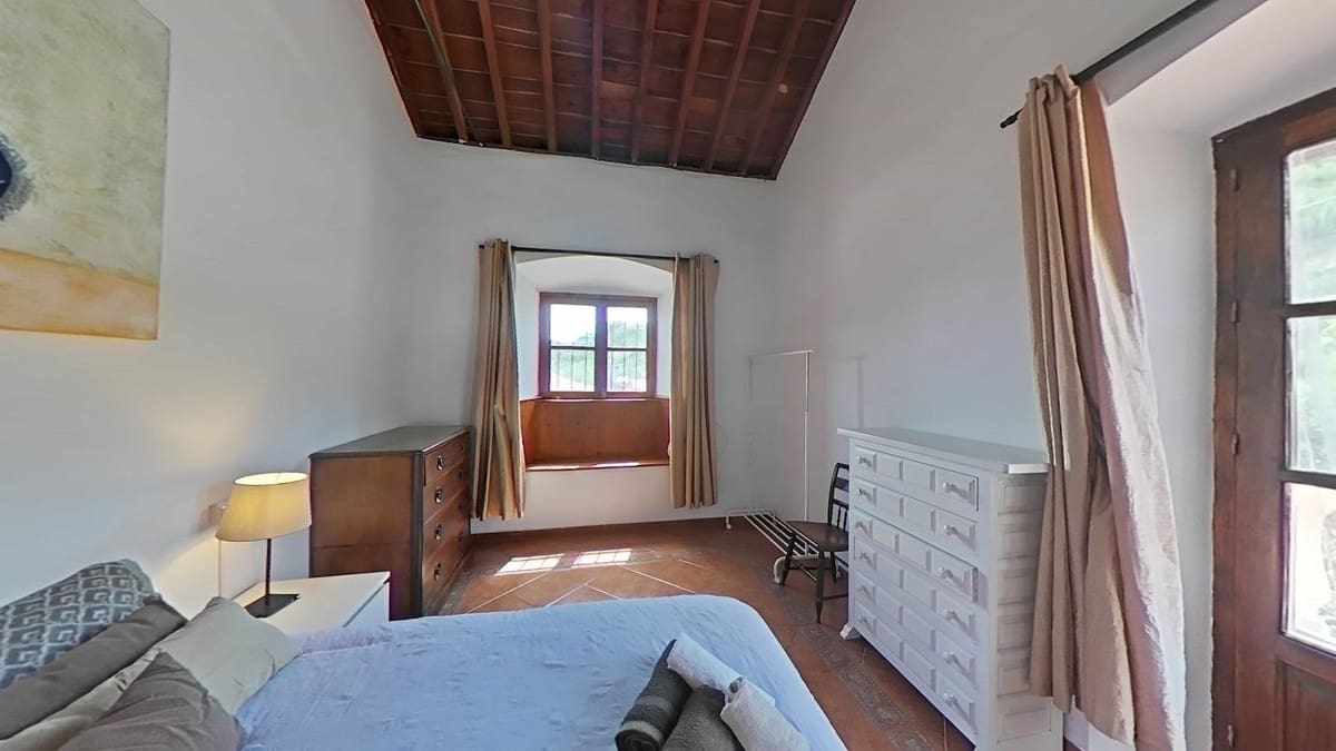 3 sypialnia Willa na sprzedaż w Nerja z basenem garażem - 995 000 € (Ref: 9191785)