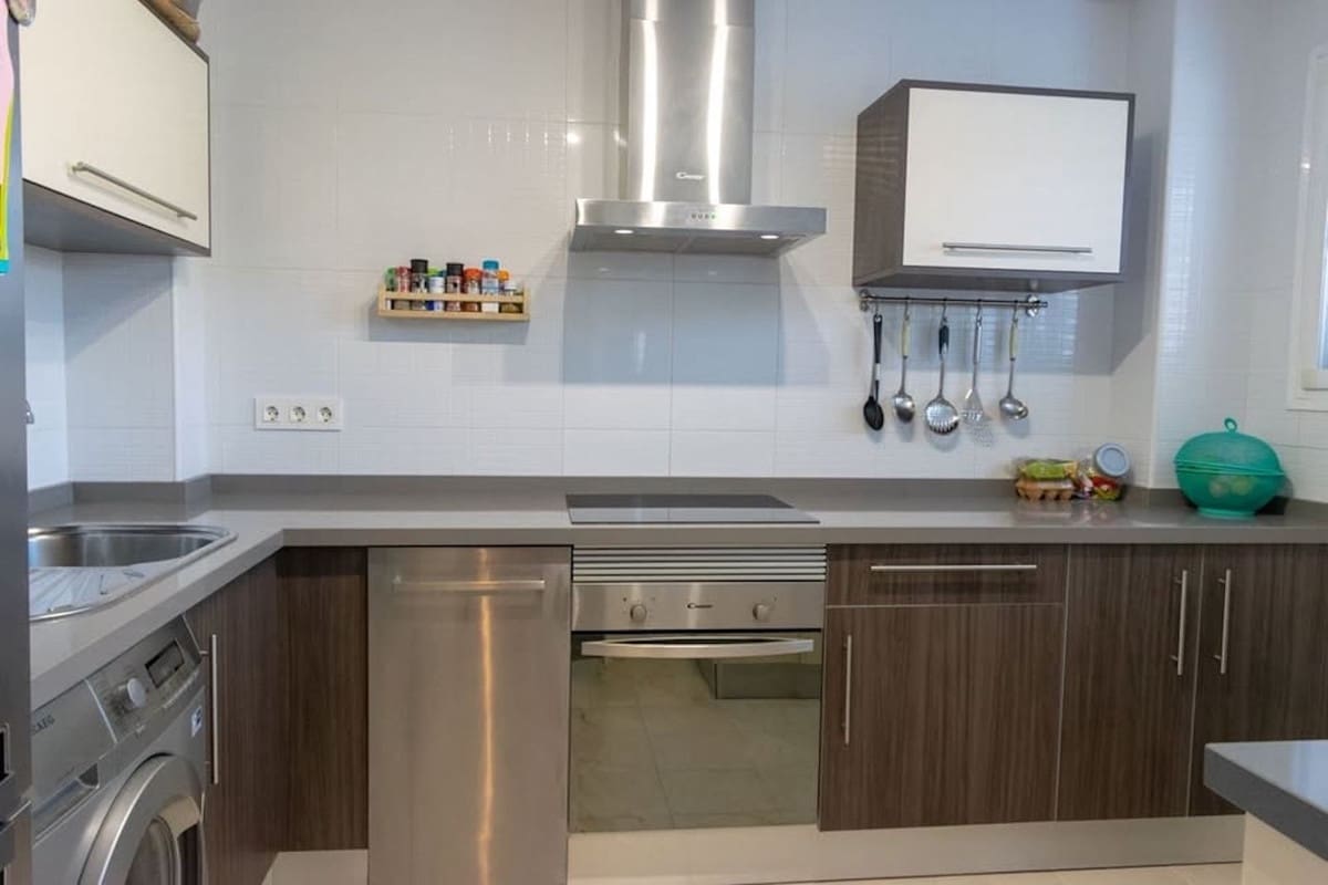 4 soveværelse Byhus til salg i Torrox-Costa med swimmingpool - € 360.000 (Ref: 9205675)