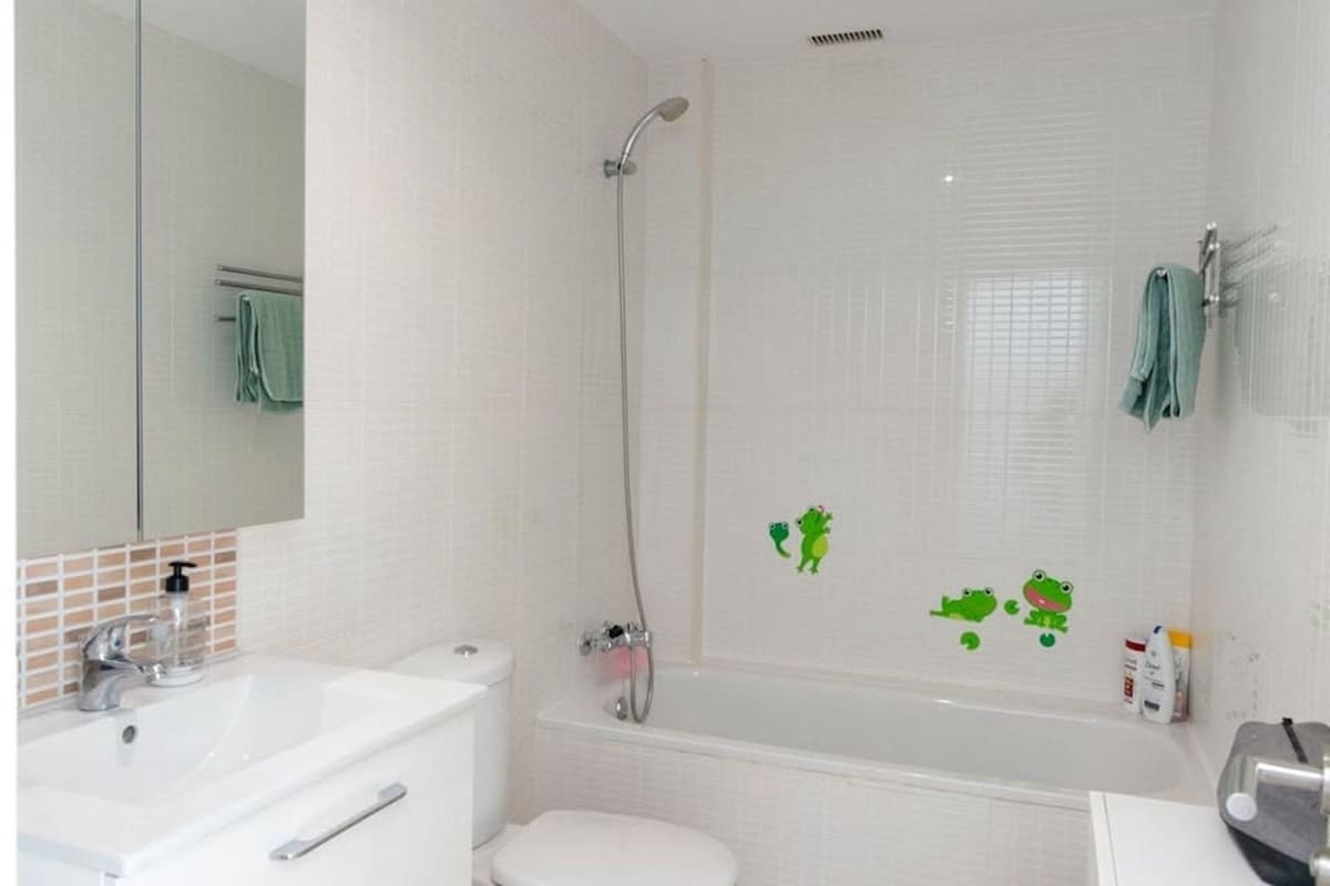 4 soveværelse Byhus til salg i Torrox-Costa med swimmingpool - € 360.000 (Ref: 9205675)