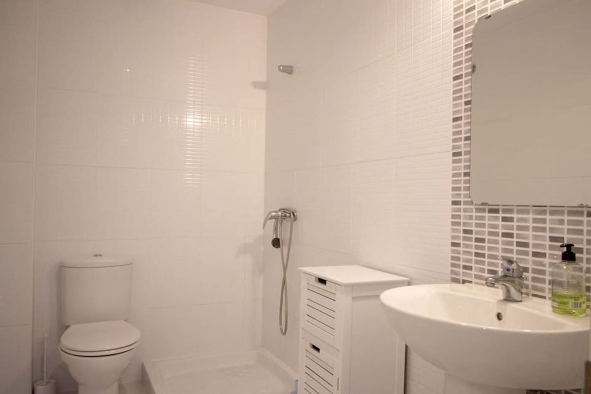 4 soveværelse Byhus til salg i Torrox-Costa med swimmingpool - € 360.000 (Ref: 9205675)