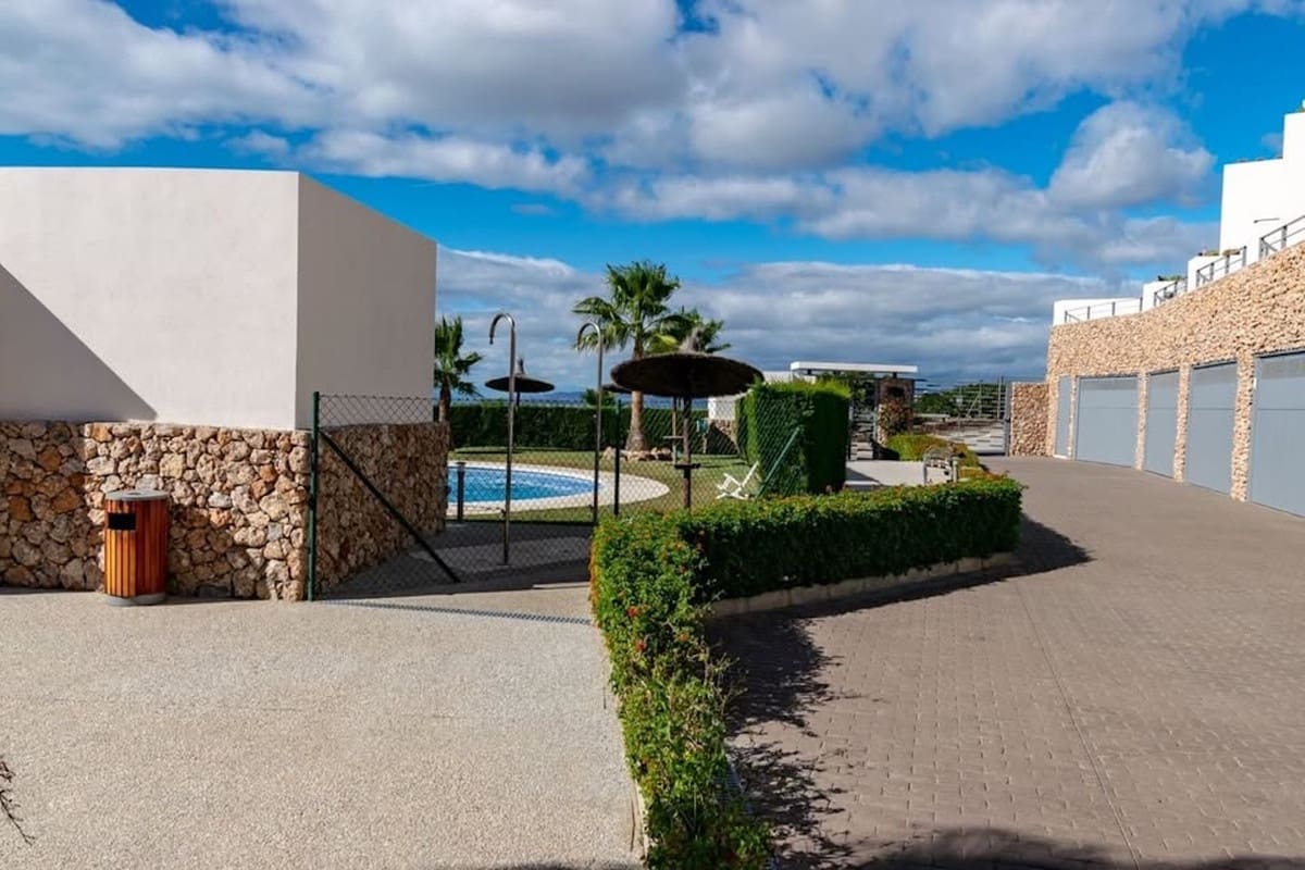 4 soveværelse Byhus til salg i Torrox-Costa med swimmingpool - € 360.000 (Ref: 9205675)