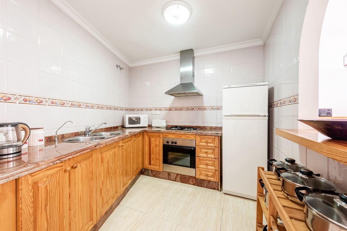 5 Zimmer Villa zu verkaufen in Nerja mit Pool Garage - 945.000 € (Ref: 9235489)