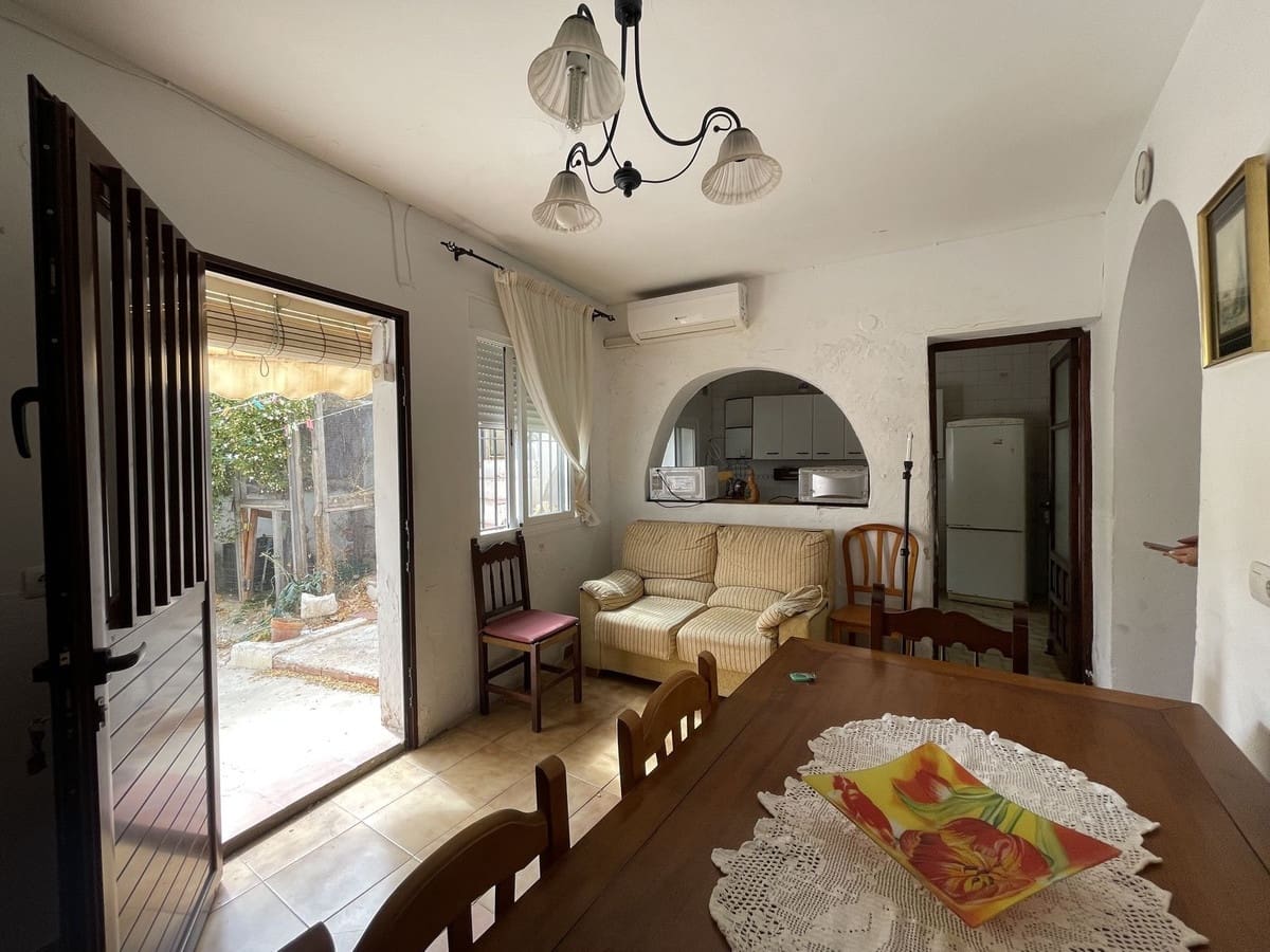 5 bedroom Townhouse for sale in Maro - € 385,000 (Ref: 9246150)