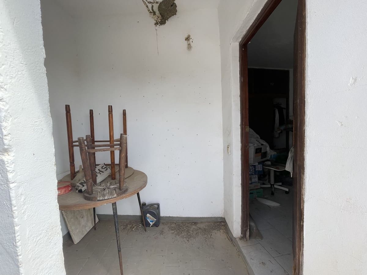 5 bedroom Townhouse for sale in Maro - € 385,000 (Ref: 9246150)