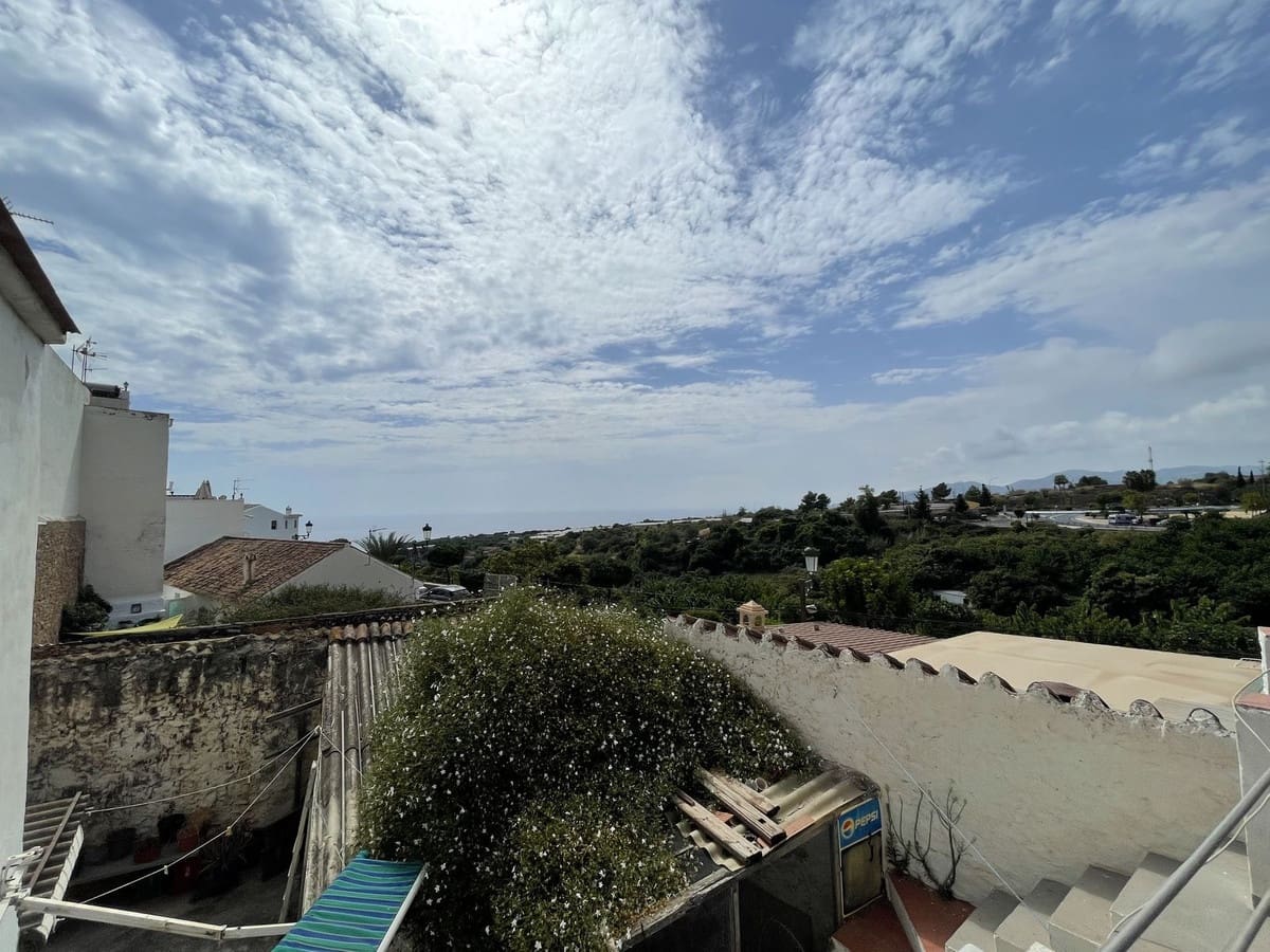 5 bedroom Townhouse for sale in Maro - € 385,000 (Ref: 9246150)