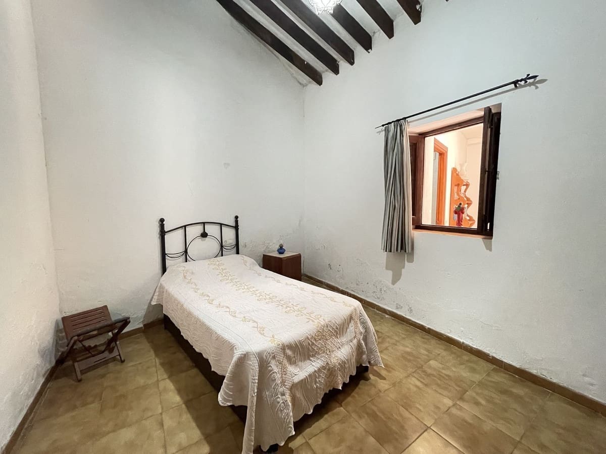 5 bedroom Townhouse for sale in Maro - € 385,000 (Ref: 9246150)