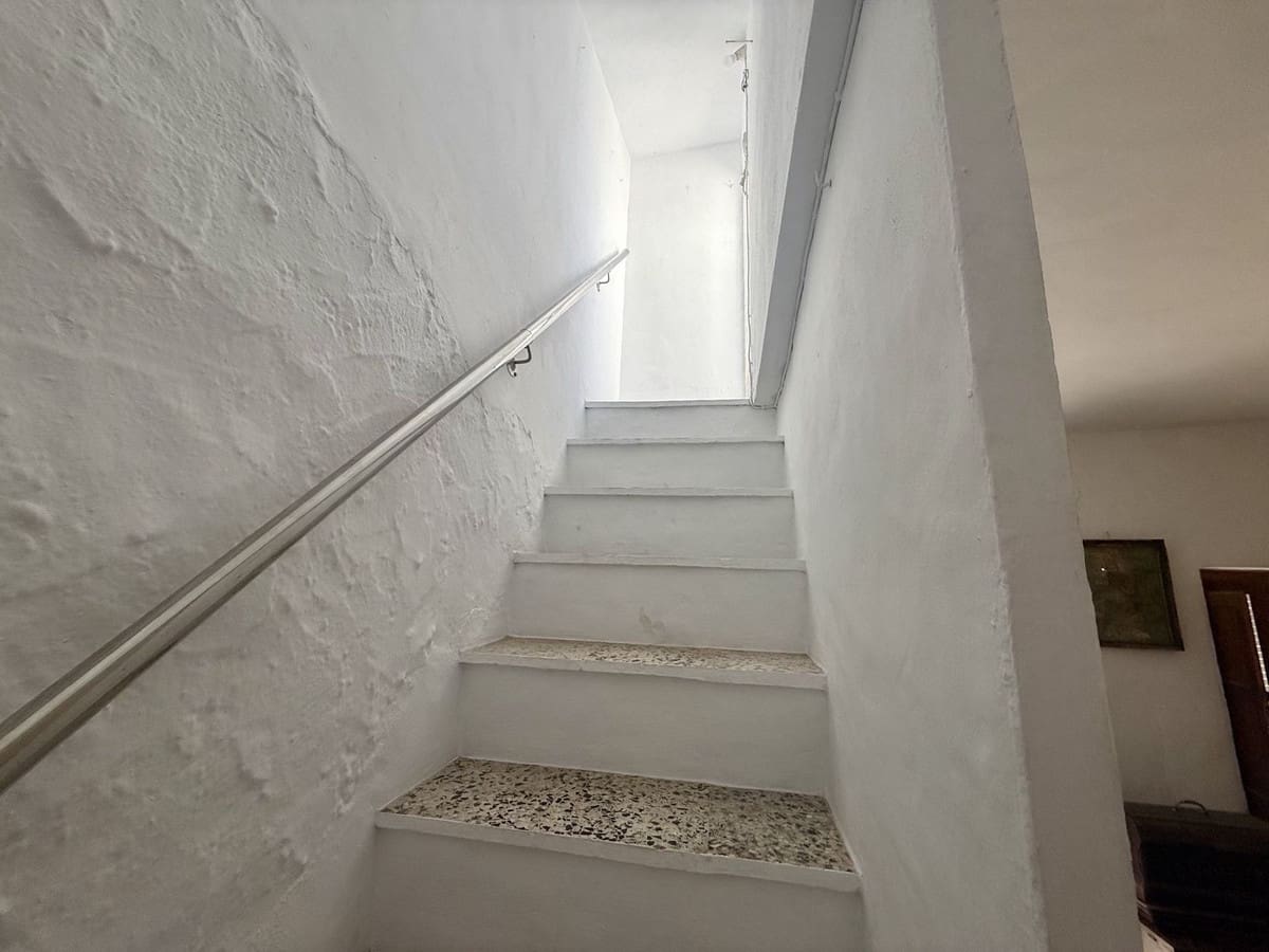 Casa de 3 habitaciones en Frigiliana en venta - 295.000 € (Ref: 9261920)