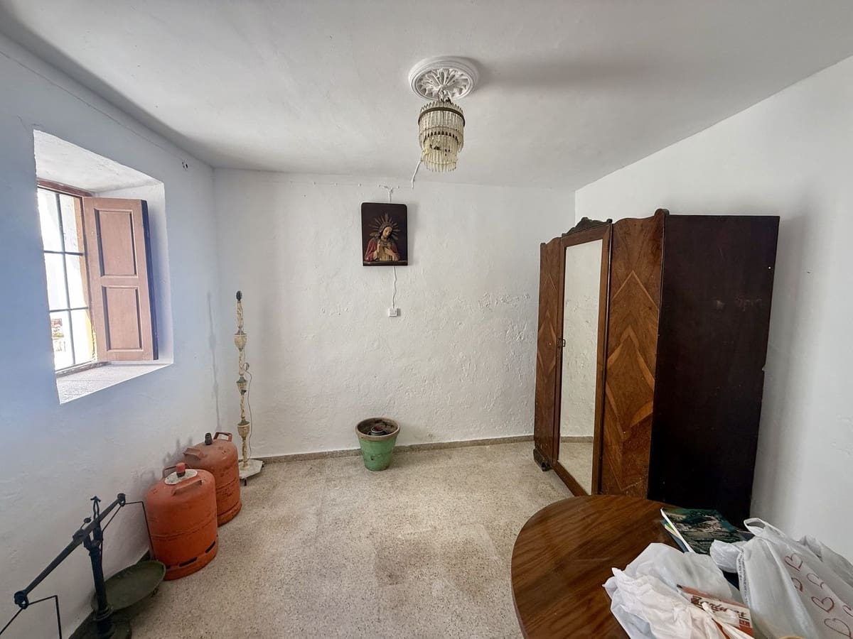 3 bedroom Townhouse for sale in Frigiliana - € 295,000 (Ref: 9261920)