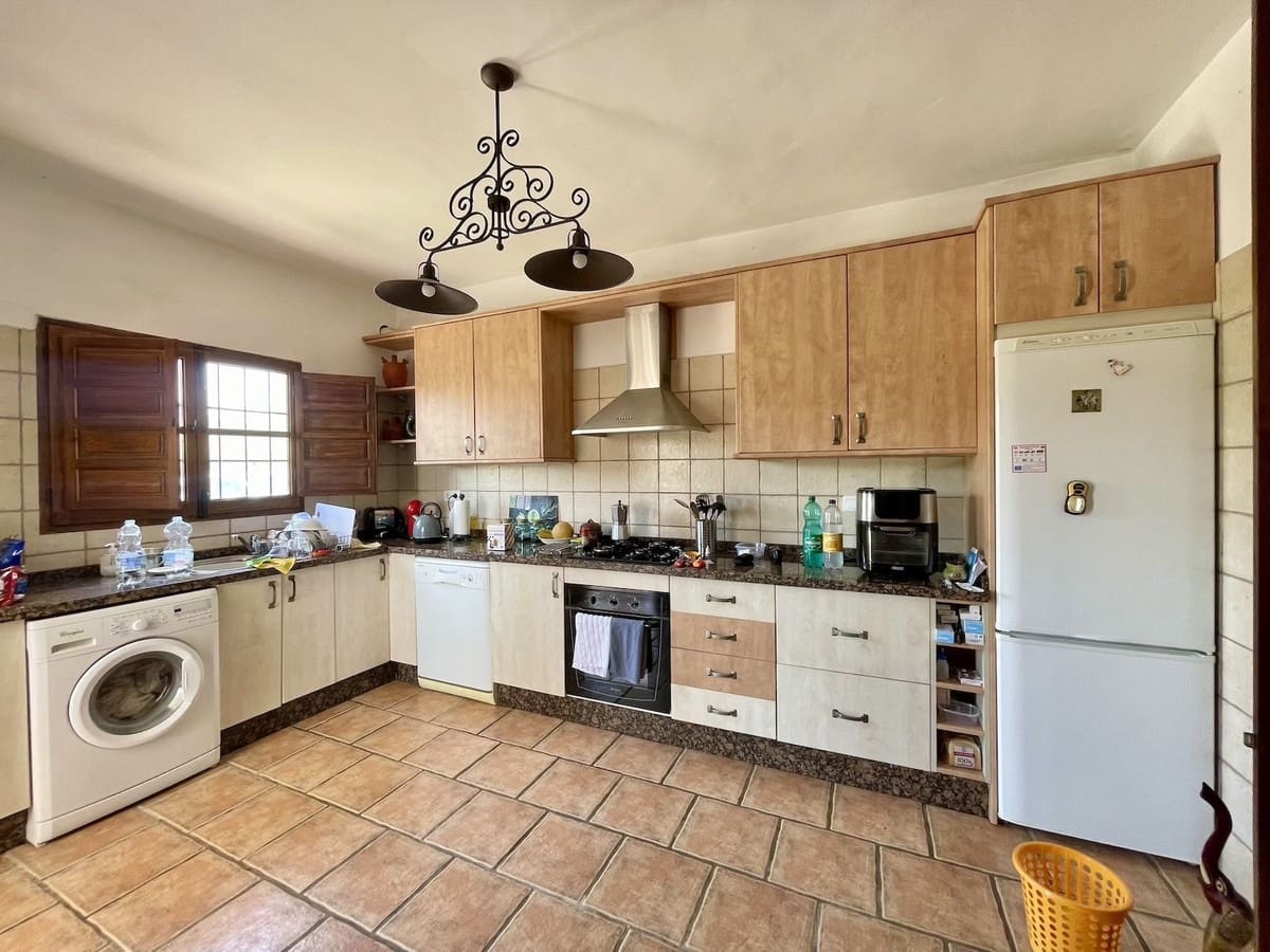 3 soverom Villa til salgs i Periana med svømmebasseng - € 395 000 (Ref: 9261921)