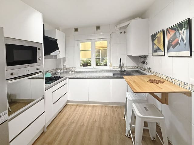 2 sovrum Lägenhet till salu i Algarrobo Costa, Algarrobo - 279 000 € (Ref: 9354550)