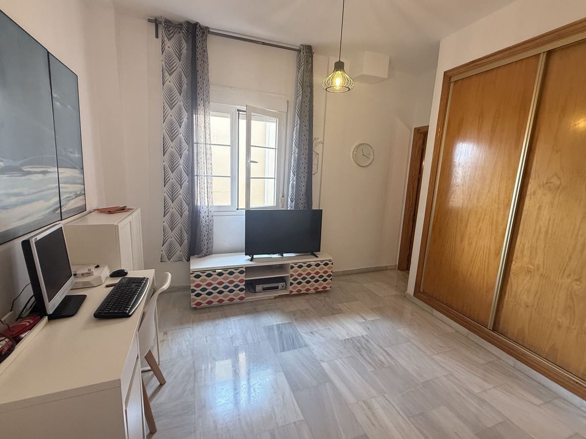 2 sypialnia Apartament na sprzedaż w Algarrobo Costa - 284 950 € (Ref: 9354550)