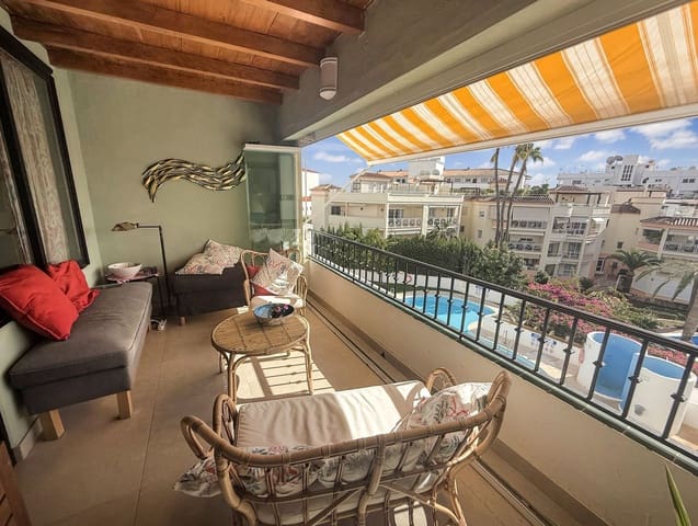 2 bedroom Penthouse for sale in Nerja with pool - € 475,000 (Ref: 9372374)