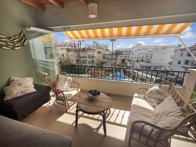 2 chambre Penthouse à vendre à Nerja avec piscine - 475 000 € (Ref: 9372374)