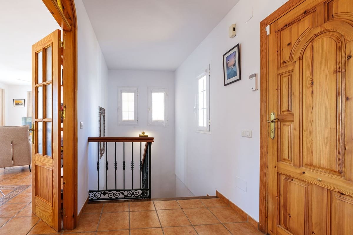 3 camera da letto Villa in vendita in Frigiliana con piscina garage - 799.000 € (Rif: 9378415)