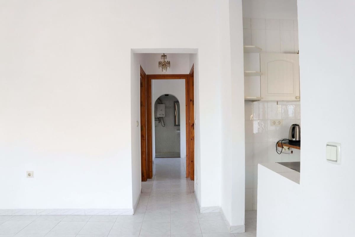 4 sypialnia Willa na sprzedaż w Torrox z garażem - 379 000 € (Ref: 9389963)