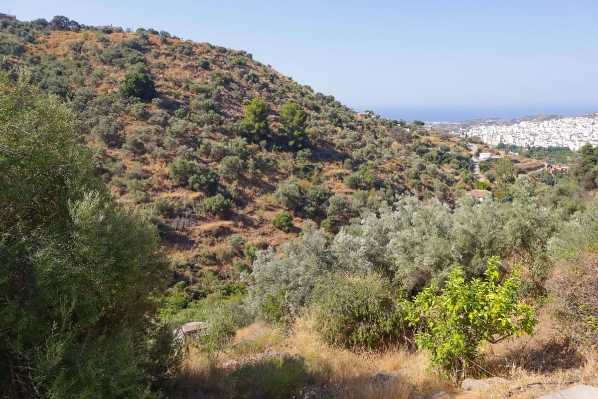 4 soveværelse Villa til salg i Torrox med garage - € 355.000 (Ref: 9389963)