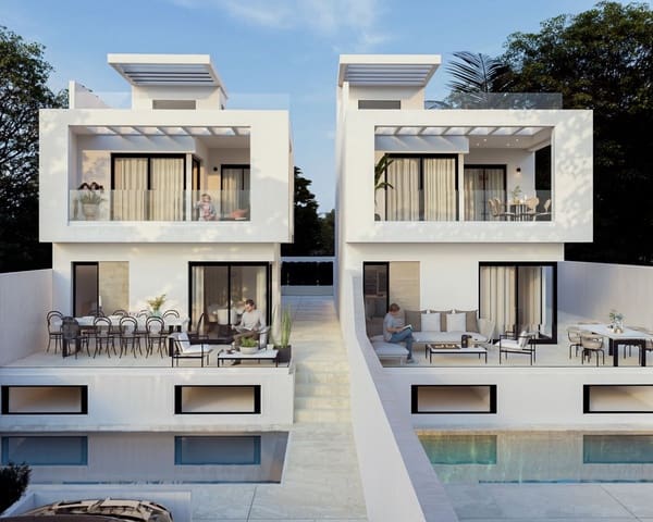 4 slaapkamer Villa te koop in Nerja met zwembad garage - € 875.000 (Ref: 9432343)