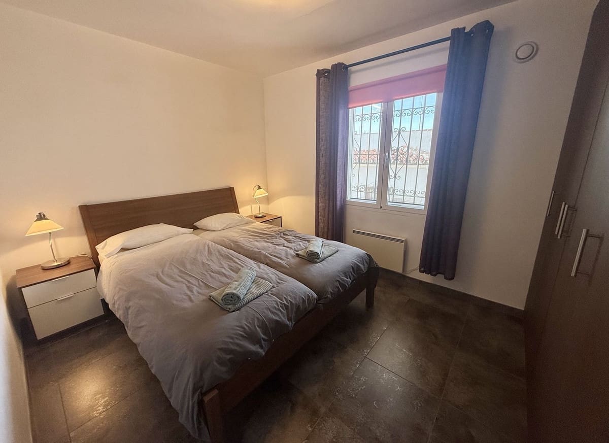 3 bedroom Townhouse for sale in Nerja with pool garage - € 349,000 (Ref: 9539673)