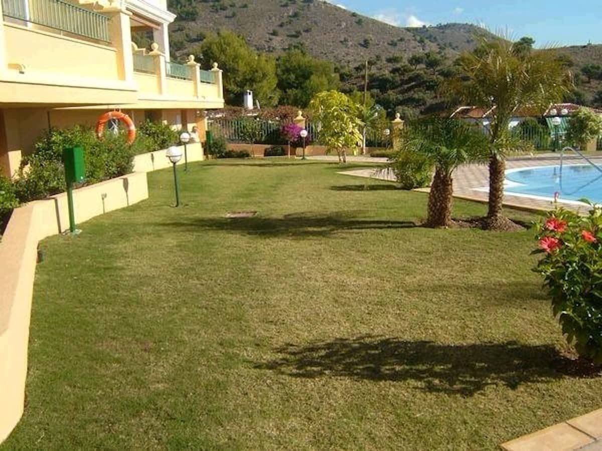 2 bedroom Apartment for sale in Nerja with pool garage - € 420,000 (Ref: 9542704)
