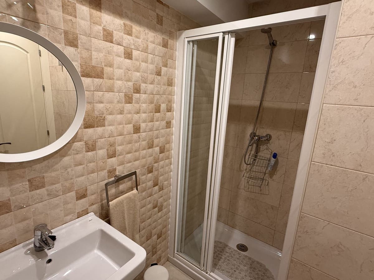 3 soveværelse Villa til salg i Nerja med swimmingpool garage - € 600.000 (Ref: 9570113)