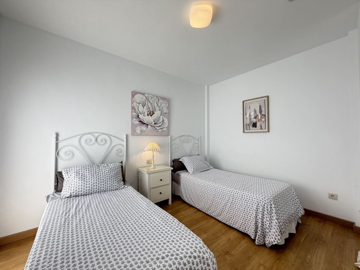 3 bedroom Villa for sale in Nerja with pool garage - € 600,000 (Ref: 9570113)