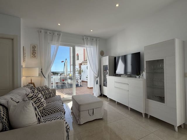 3 soveværelse Villa til salg i Nerja med swimmingpool garage - € 600.000 (Ref: 9570113)