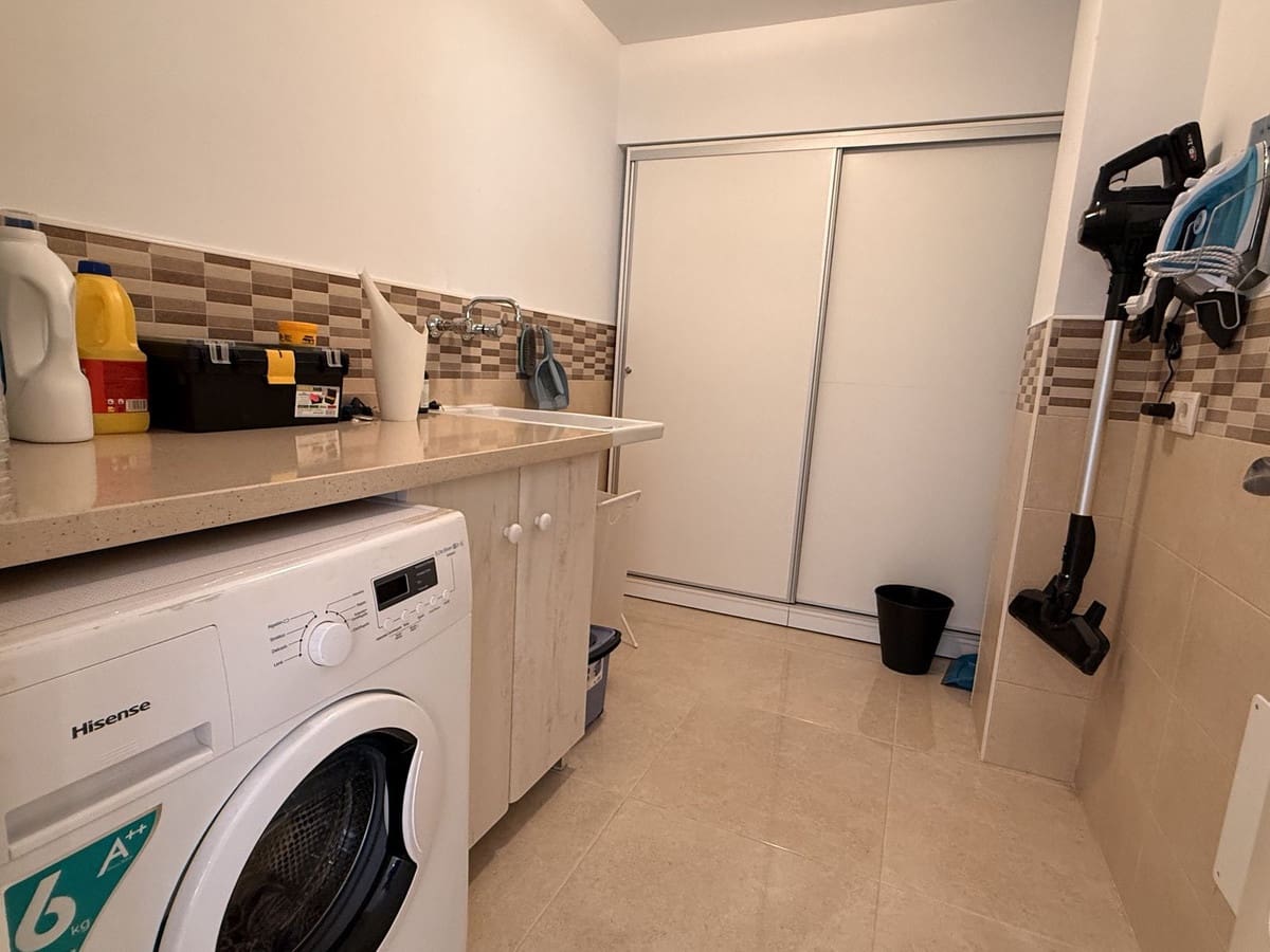 3 bedroom Villa for sale in Nerja with pool garage - € 600,000 (Ref: 9570113)