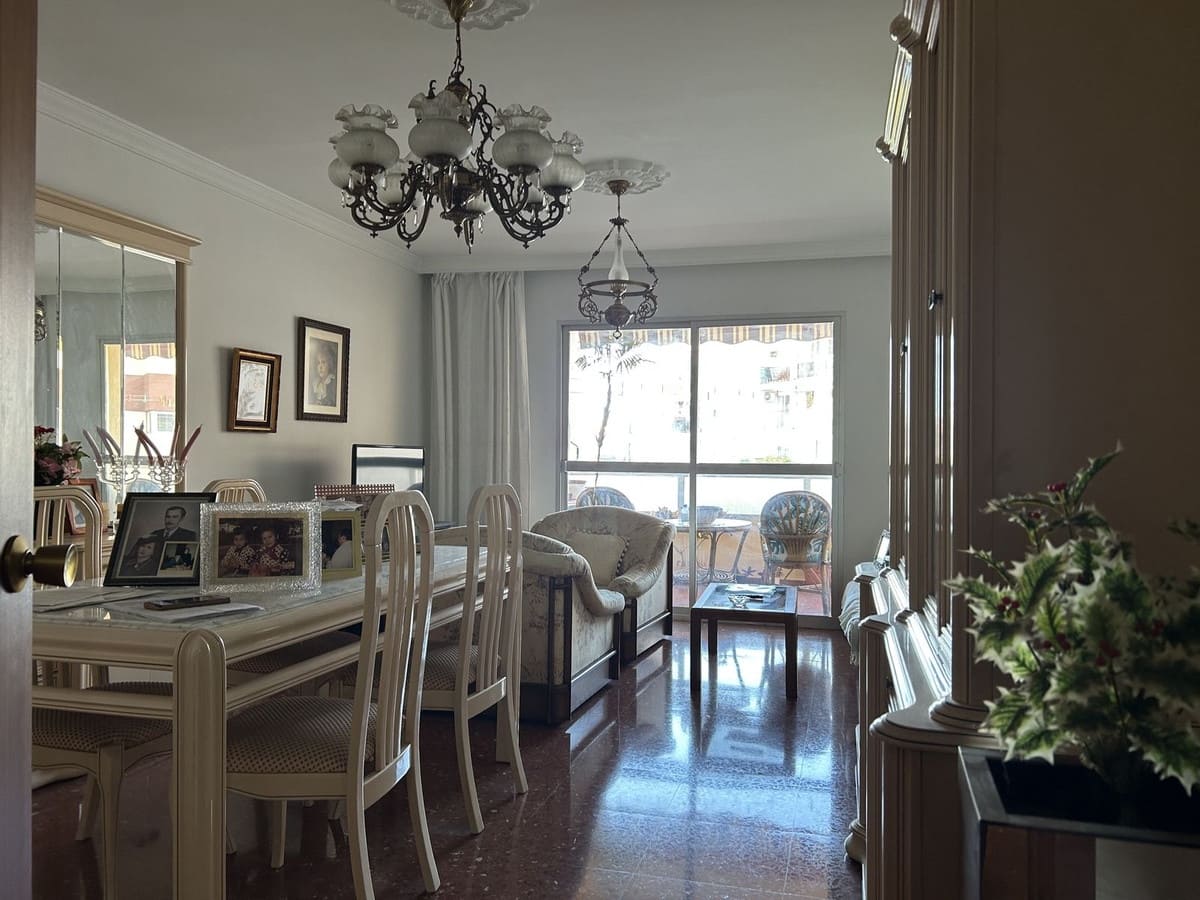 3 chambre Penthouse à vendre à Nerja - 365 000 € (Ref: 9606424)