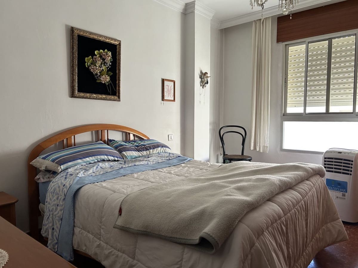 3 chambre Penthouse à vendre à Nerja - 365 000 € (Ref: 9606424)