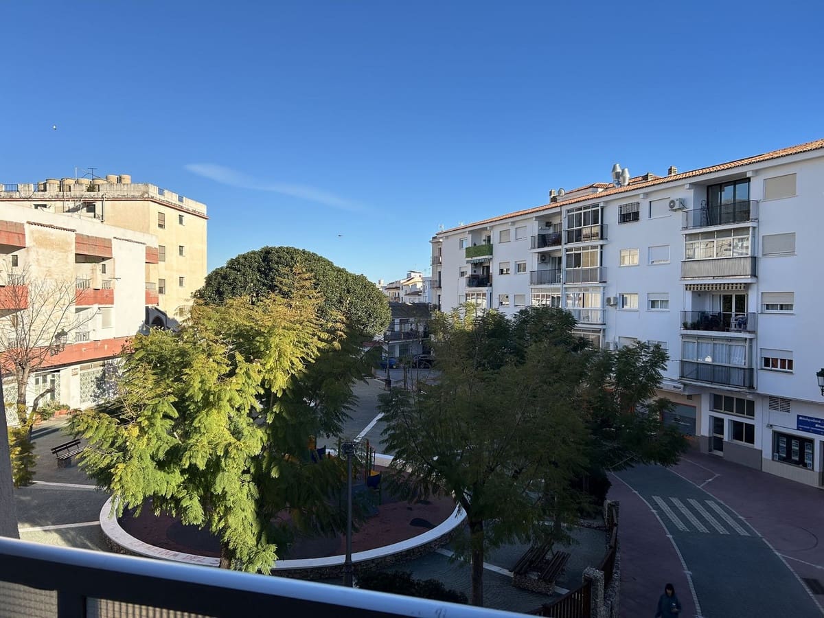 3 chambre Penthouse à vendre à Nerja - 365 000 € (Ref: 9606424)