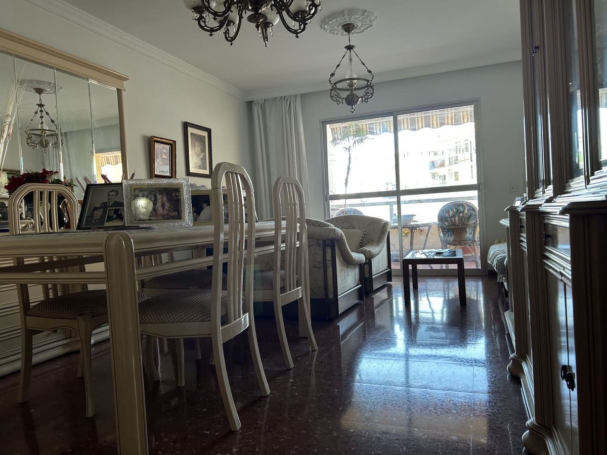 3 chambre Penthouse à vendre à Nerja - 365 000 € (Ref: 9606424)