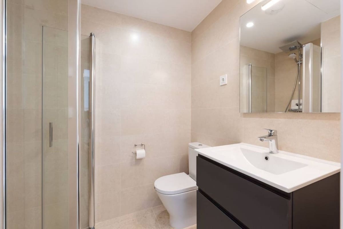 3 soveværelse Byhus til salg i Torrox-Costa med swimmingpool garage - € 599.000 (Ref: 9614113)