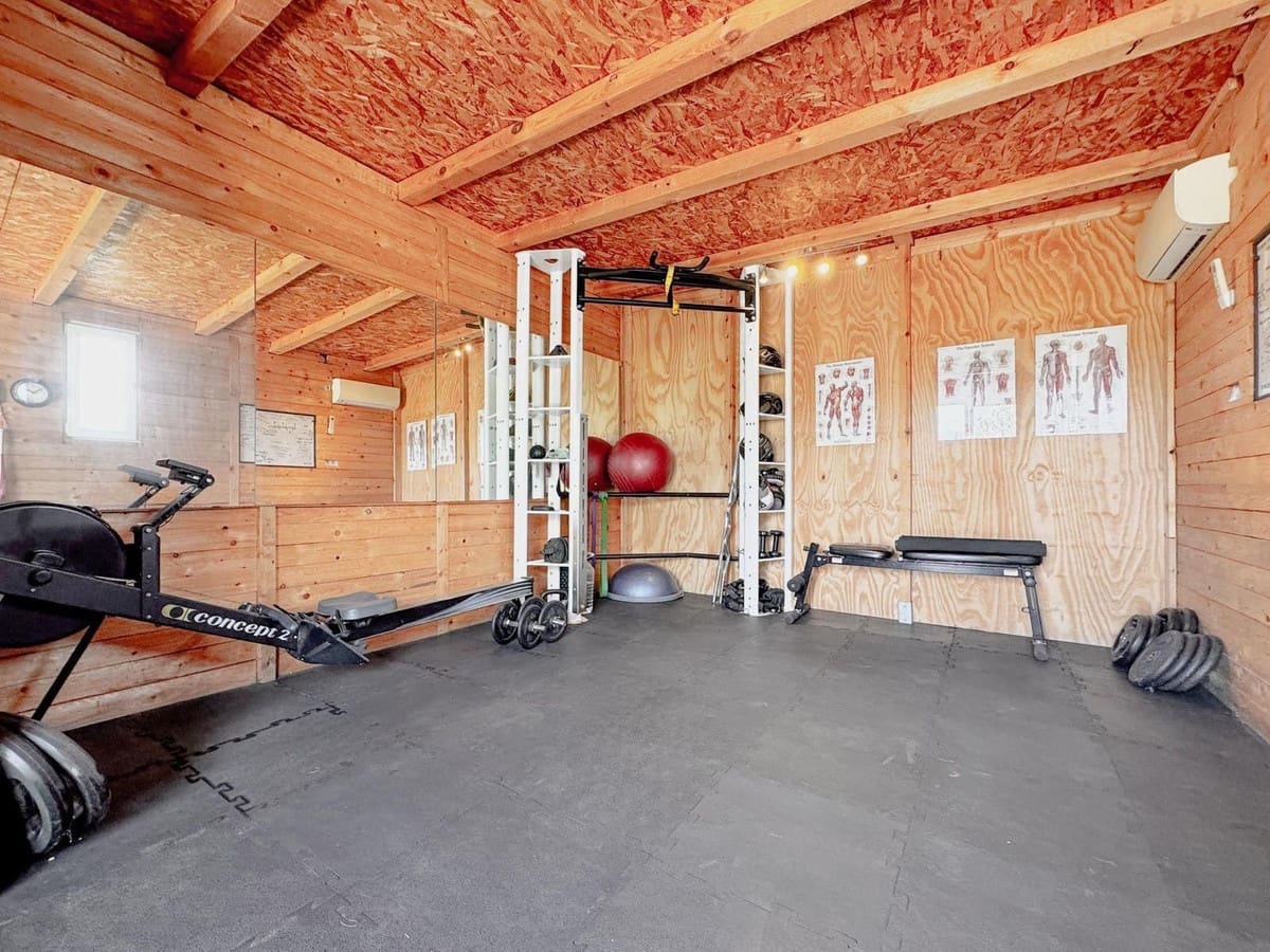 6 bedroom Villa for sale in Nerja with pool garage - € 1,099,000 (Ref: 9614239)