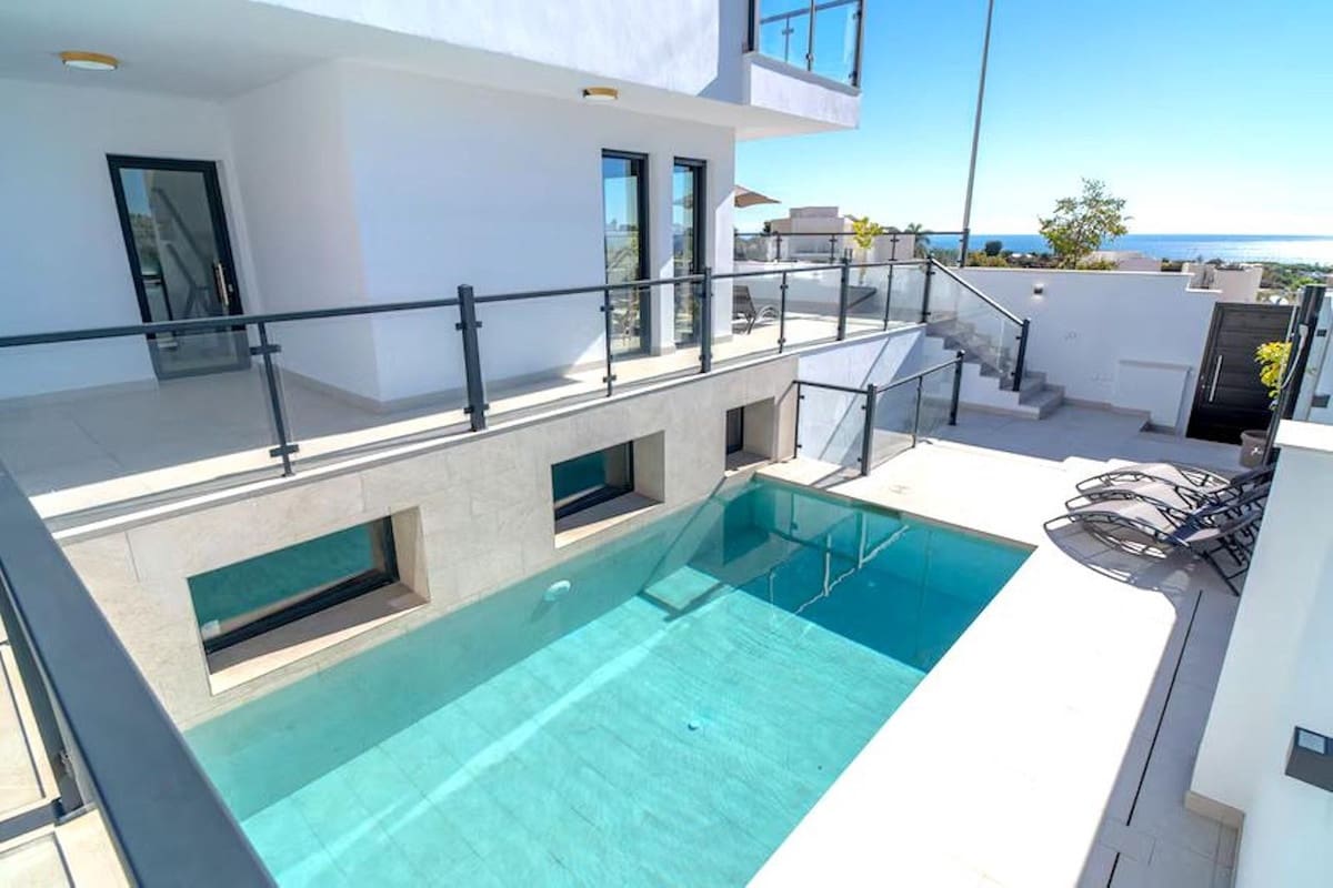 3 chambre Villa/Maison à vendre à Nerja avec piscine - 829 000 € (Ref: 9614240)