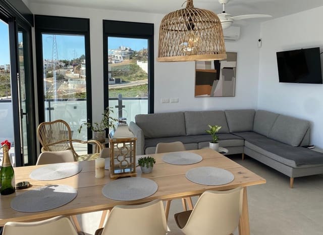 3 makuuhuone Huvila myytävänä paikassa Nerja mukana uima-altaan - 829 000 € (Ref: 9614240)