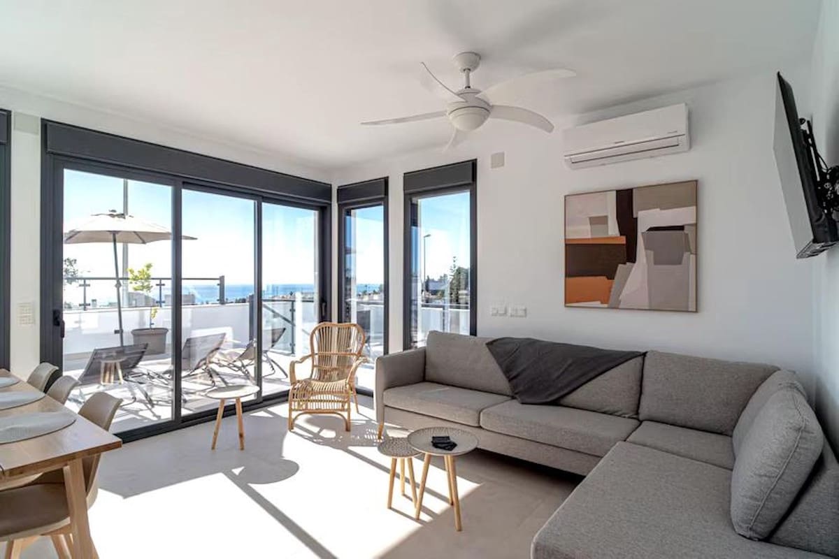 3 bedroom Villa for sale in Nerja with pool - € 829,000 (Ref: 9614240)